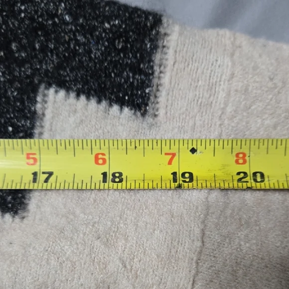 Joie Sz Medium Womens Black and Cream Crew Neck Sweater - Picture 5 of 9